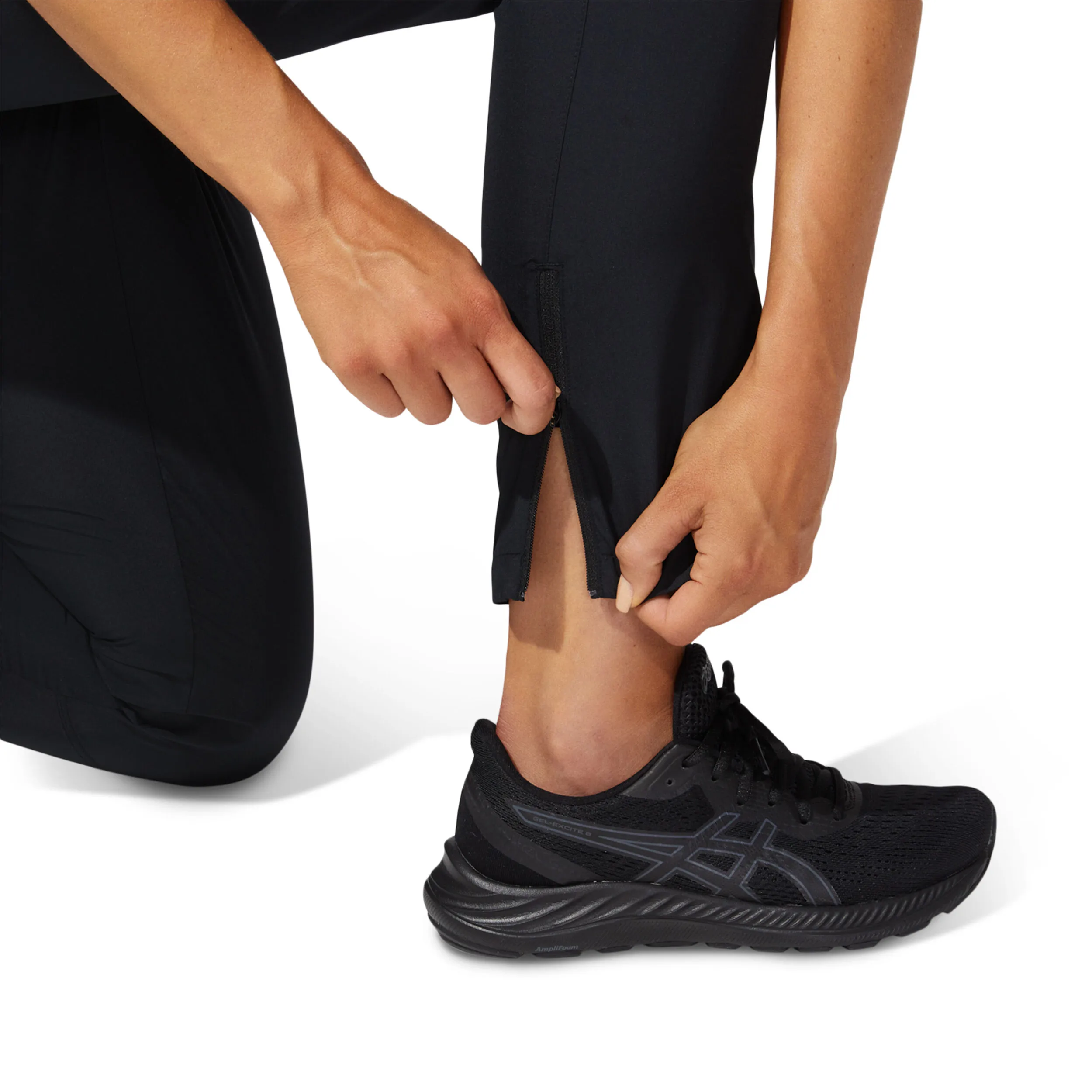 ASICS Core Woven Pantalón De Entrenamiento Mujeres