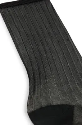 Calcetines acanalados de largo estándar con rayas transparentes