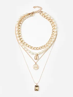 Collar de capas de circonita y perla falsa