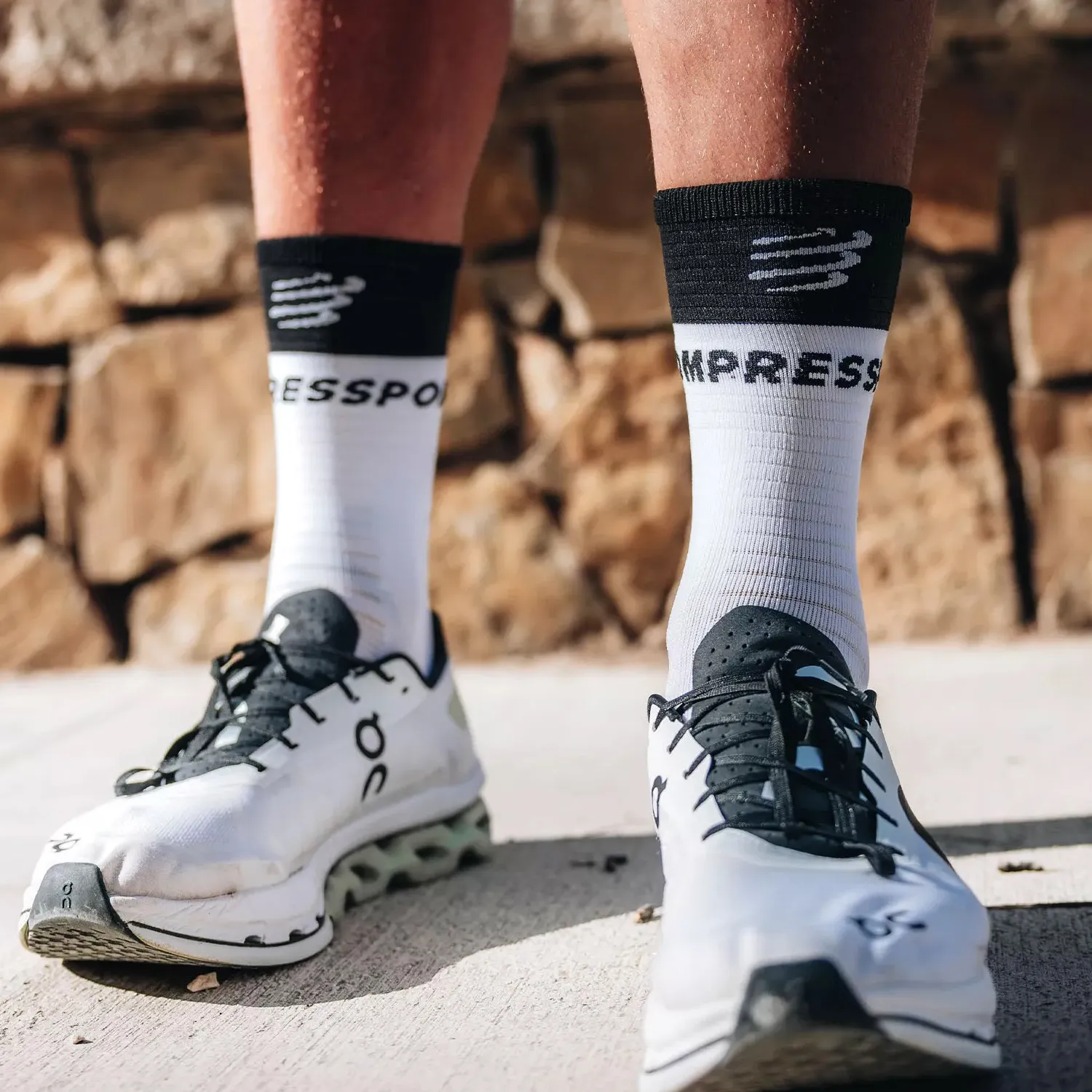 Compressport Mid Compression V2.0 Calcetines