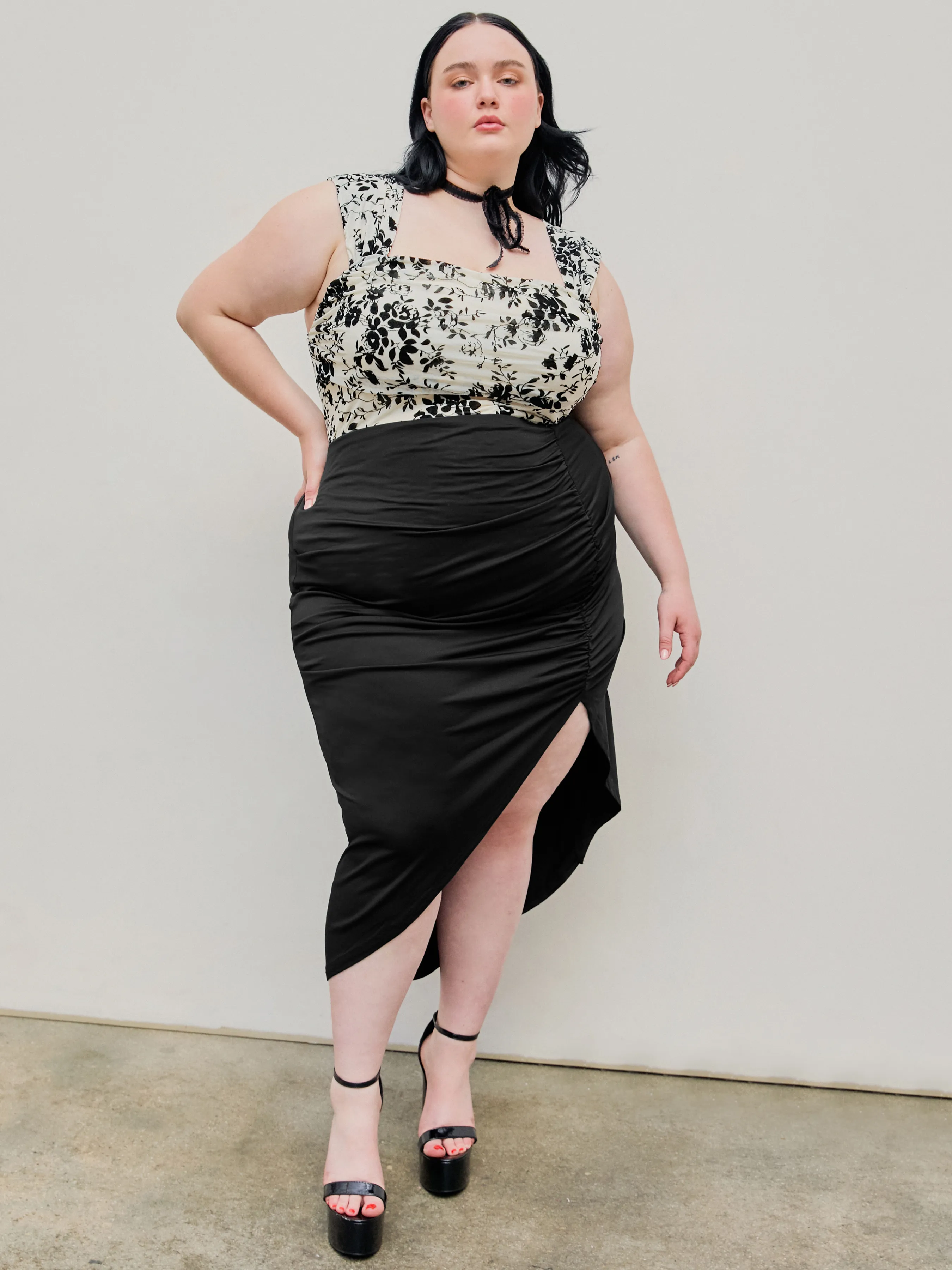Floral Fruncido Body sin Mangas Curvy