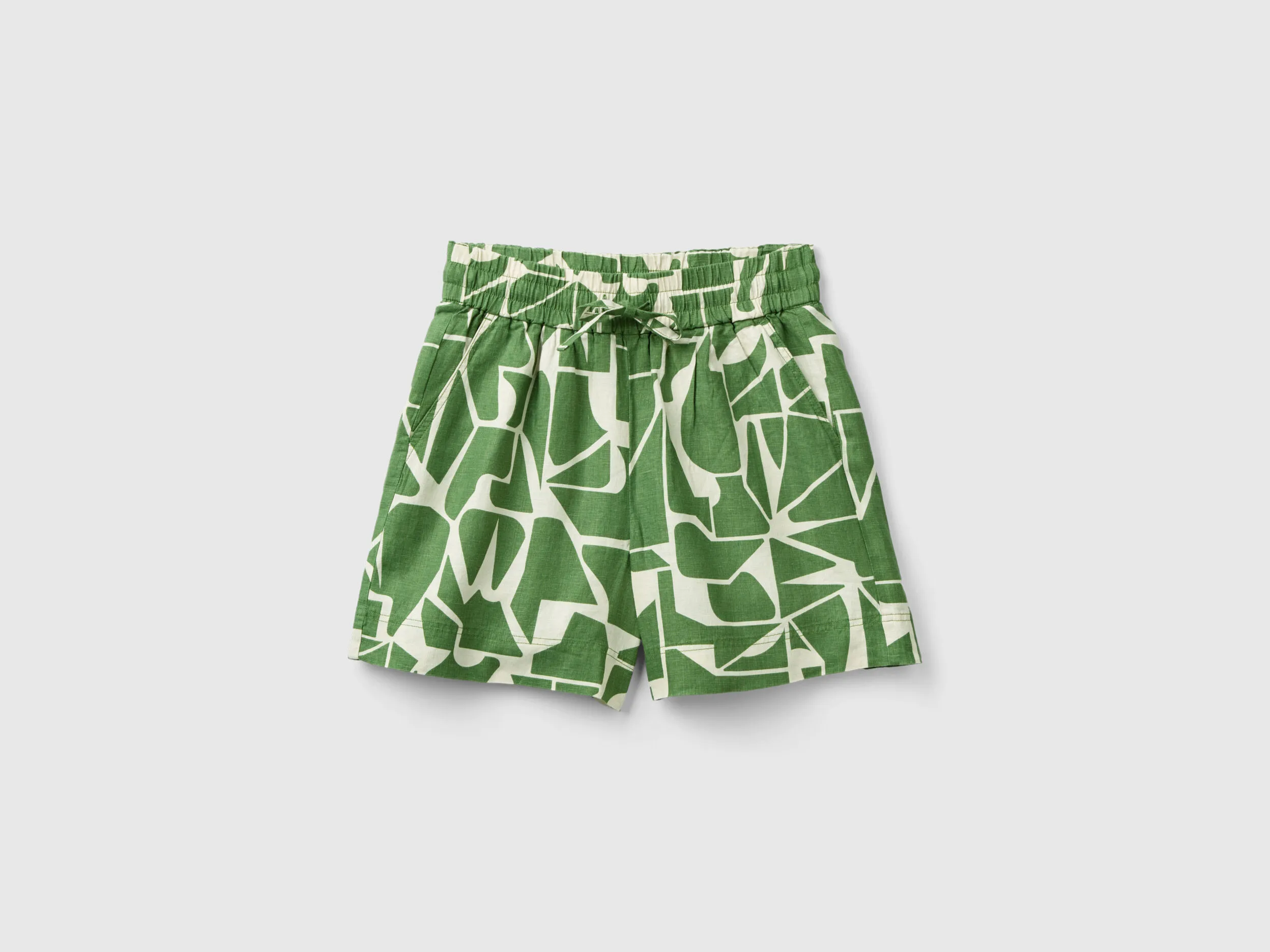 Pantalón corto de lino estampado