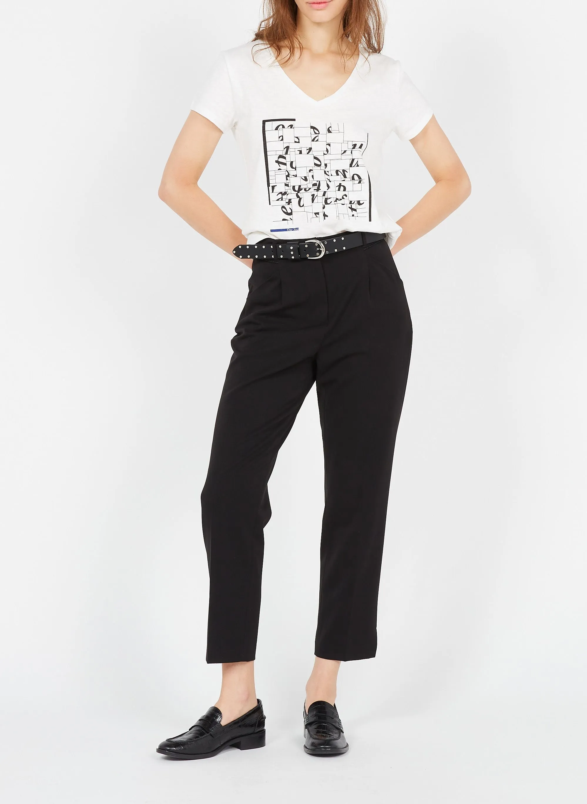 Pantalón recto en negro