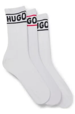Paquete de tres pares de calcetines cortos con logo