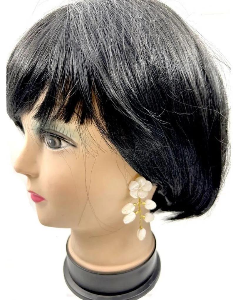 PENDIENTES LARGOS BLANCOS DE NACAR ESTILO ROMANTICO PARA BODAS