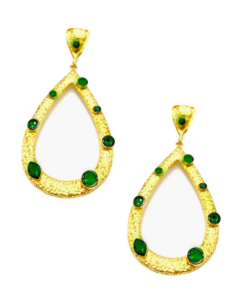 PENDIENTES OVAL BAÑADOS EN ORO CON CRISTALES VERDE ESMERALDA