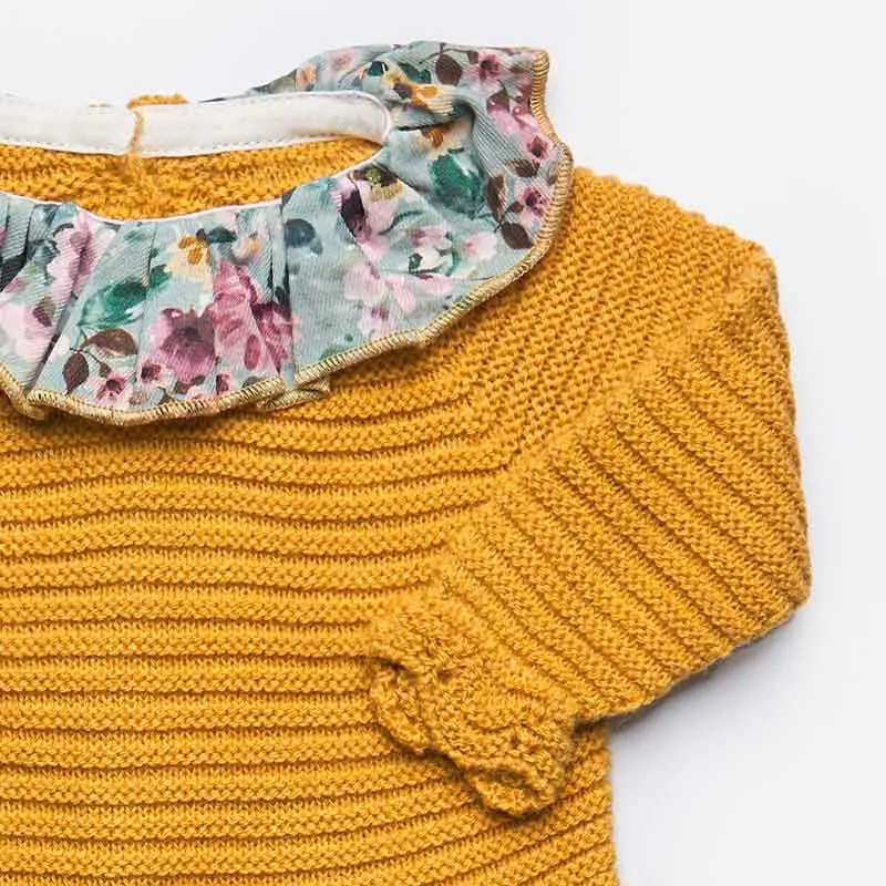 Vestido niña mostaza con estampado flores de Juliana