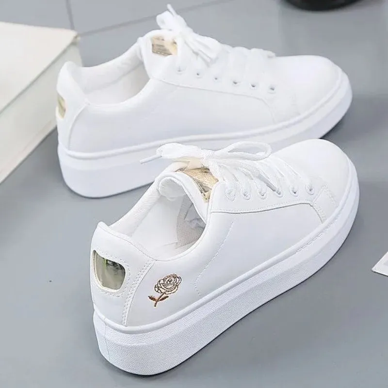 Zapatillas deportivas blancas para mujer